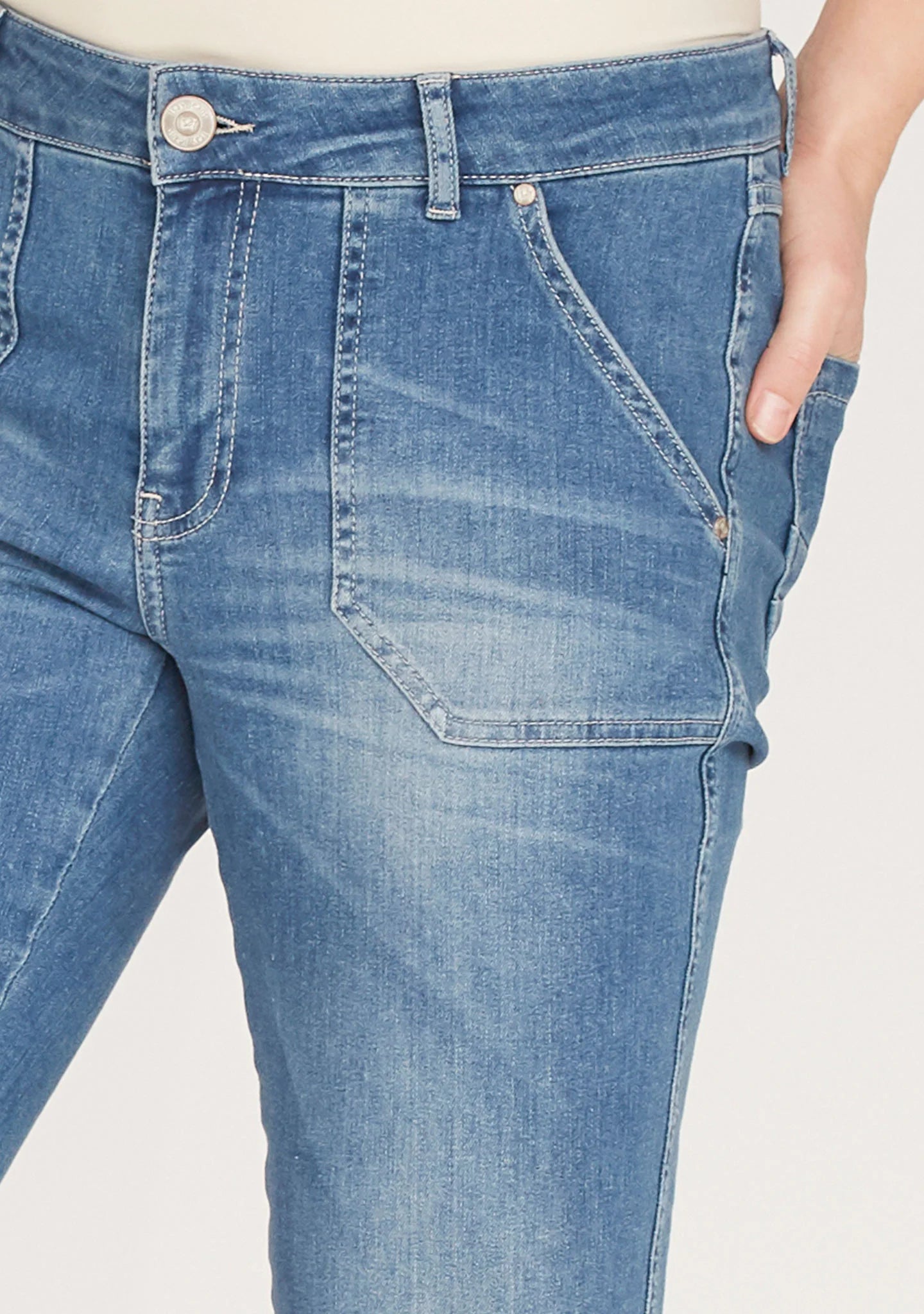 Isay Como Flare Jeans blue wash