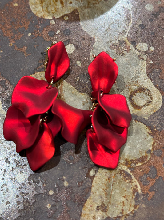 Bow19 LEAF EARRINGS RED