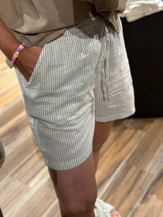 Culture Azemina  shorts sand /white stripe