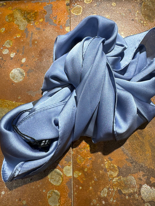 Black Colour  blå sjal