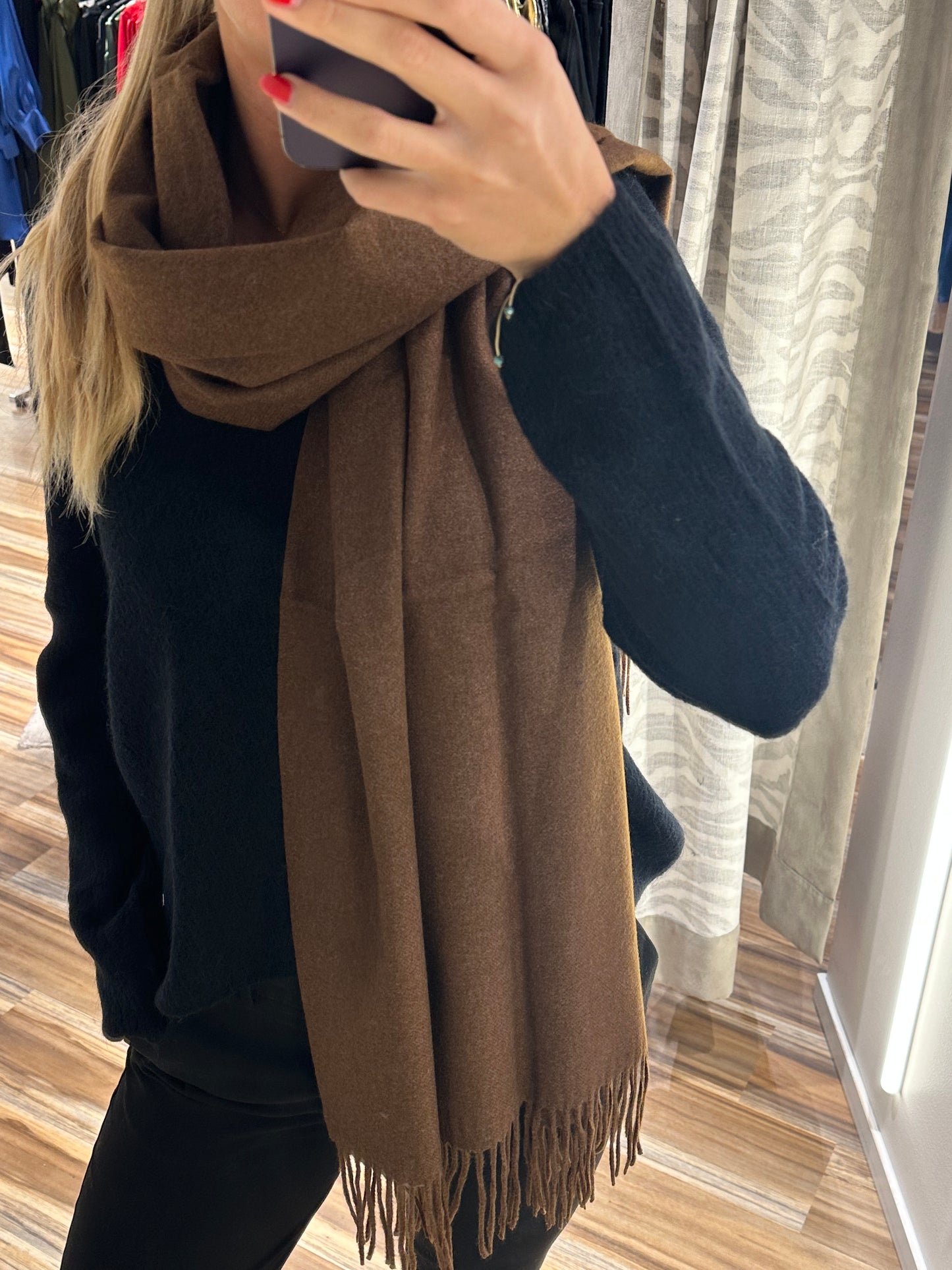 Bow19 Soft Scarf Brown